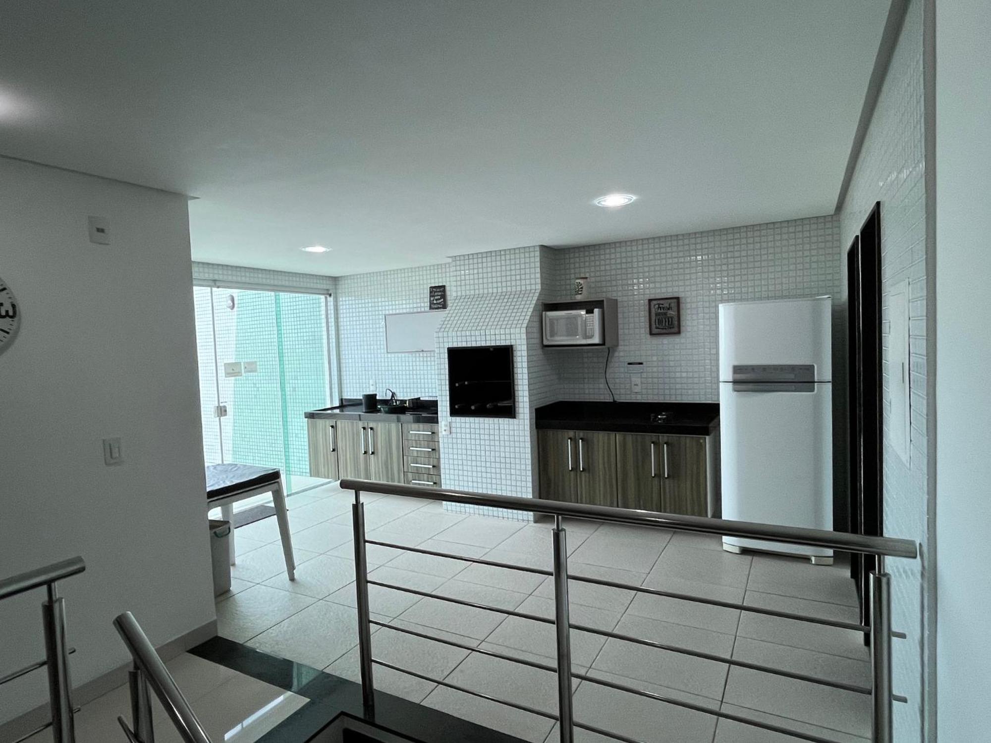 Cobertura Duplex Em Condominio De Alto Luxo - 402 كابو فريو المظهر الخارجي الصورة