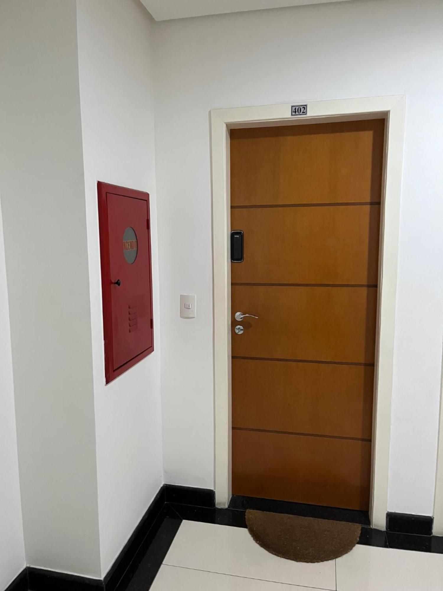 Cobertura Duplex Em Condominio De Alto Luxo - 402 كابو فريو المظهر الخارجي الصورة